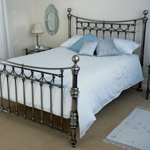 Papillion Classic- 5FT Kingsize- Hand Polished Bedstead