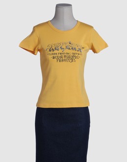 TOP WEAR Short sleeve t-shirts WOMEN on YOOX.COM