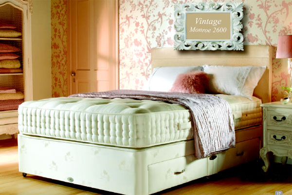 Monroe 2600 Divan Bed Double