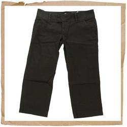 Famous 3/4 Pant Black