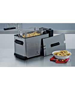 RUSSELL HOBBS Professional Fryer