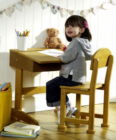 Traditional Desk and Chair in Country Pine