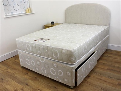 Snuggle Tuft - Four Drawer Divan Set Double