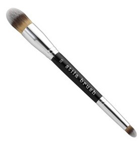 #33 One Step Complexion Brush