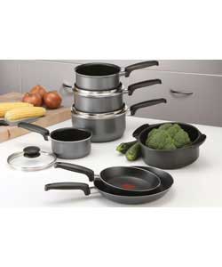 Bienvenue 7 Piece Aluminium Grey Pan Set