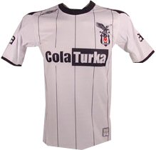 Umbro 06-07 Besiktas home