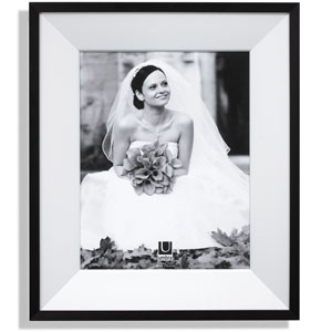 Madison Black 11 x 14 Photo Frame