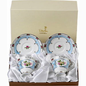 This beautiful Bone China Pollyanna 25th Silver Wedding Anniversary Cup & Saucer Set makes a wonderf