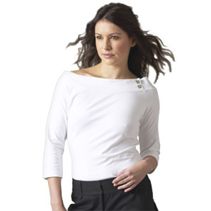 Very simple, very chic slash-neck, waist-length  t