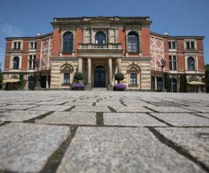 Unbranded Bayreuther Festspiele / Lohengrin