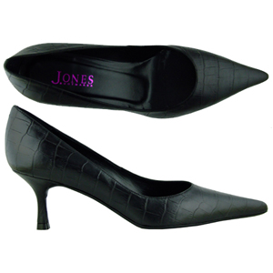 An elegant Court shoe from Jones Bootmaker. Features a pointed toe and slender covered heel. Ideal f