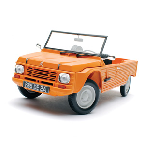 Norev has released a 1/18 scale replica of the 1983 Citroen Mehari finished in orange.