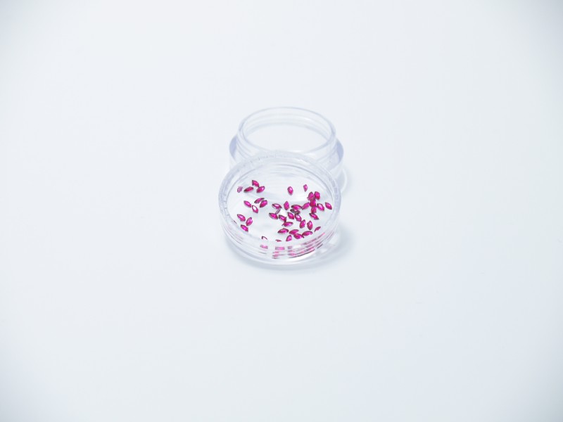 Unbranded Crystal Leaves Hot Pink