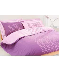 Includes duvet cover and 2 pillowcases. 50% polyes