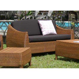 The Avery Range of synthetic rattan outdoor furniture is made using a sturdy aluminium frame ensurin