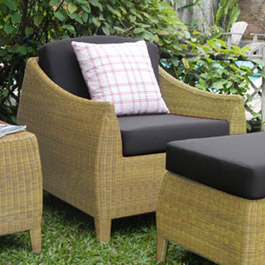 The Havana Range of synthetic rattan outdoor furniture is made using a sturdy aluminium frame ensuri