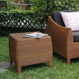 The Havana Range of synthetic rattan outdoor furniture is made using a sturdy aluminium frame ensuri