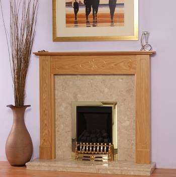 Classic, natural oak veneered surround.
Botticino backpanel & 48`` botticino hearth.
Choice of 4