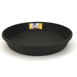 Designed to prevent water spillages  this multiple purpose saucer is designed to fit a wide range of