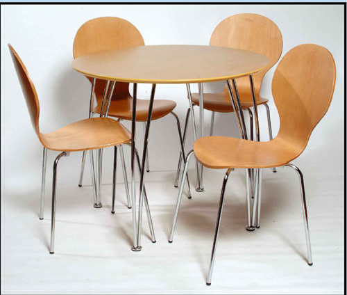 Throstle dining set