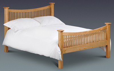 Bergerac Bed by Julian Bowen